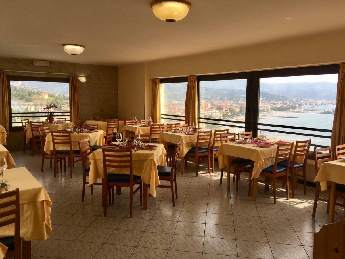 Ulivo Hotel Diano Marina Exterior foto